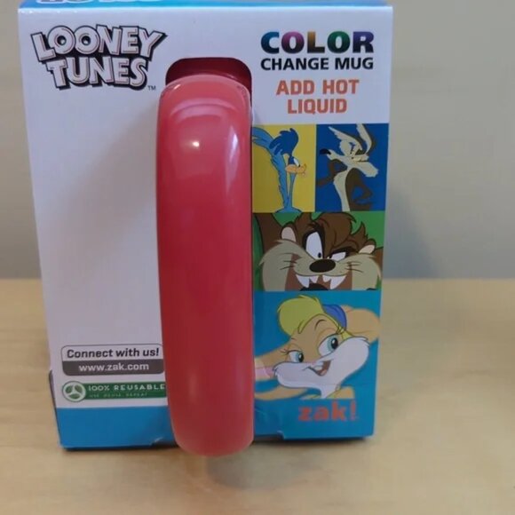 Warner Bros. Looney Tunes Color Change Mug - Red and Black - Picture 7 of 11